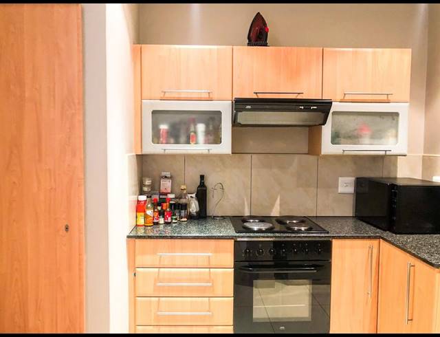 2 BEDROOM APARTMENT FOR SALE IN SANDTON CENTRAL